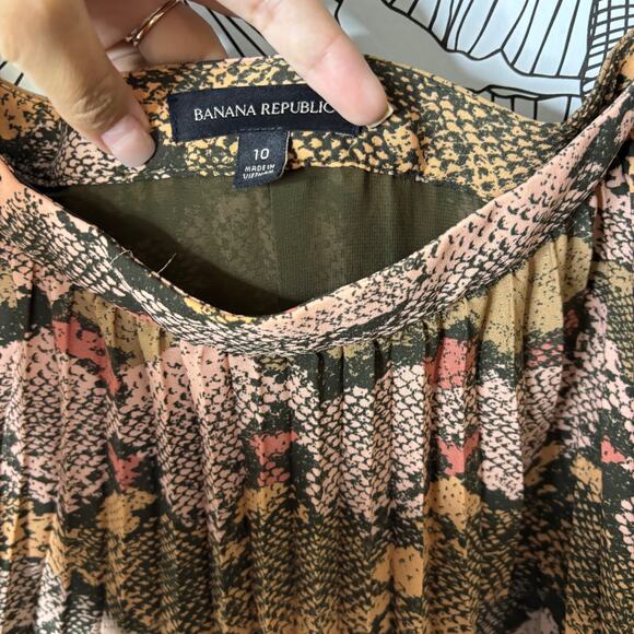 Banana Republic Snake Print Pleated Midi Skirt Women's Size 10 - Picture 5 of 11